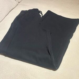 Lululemon mid rise wide leg scuba joggers